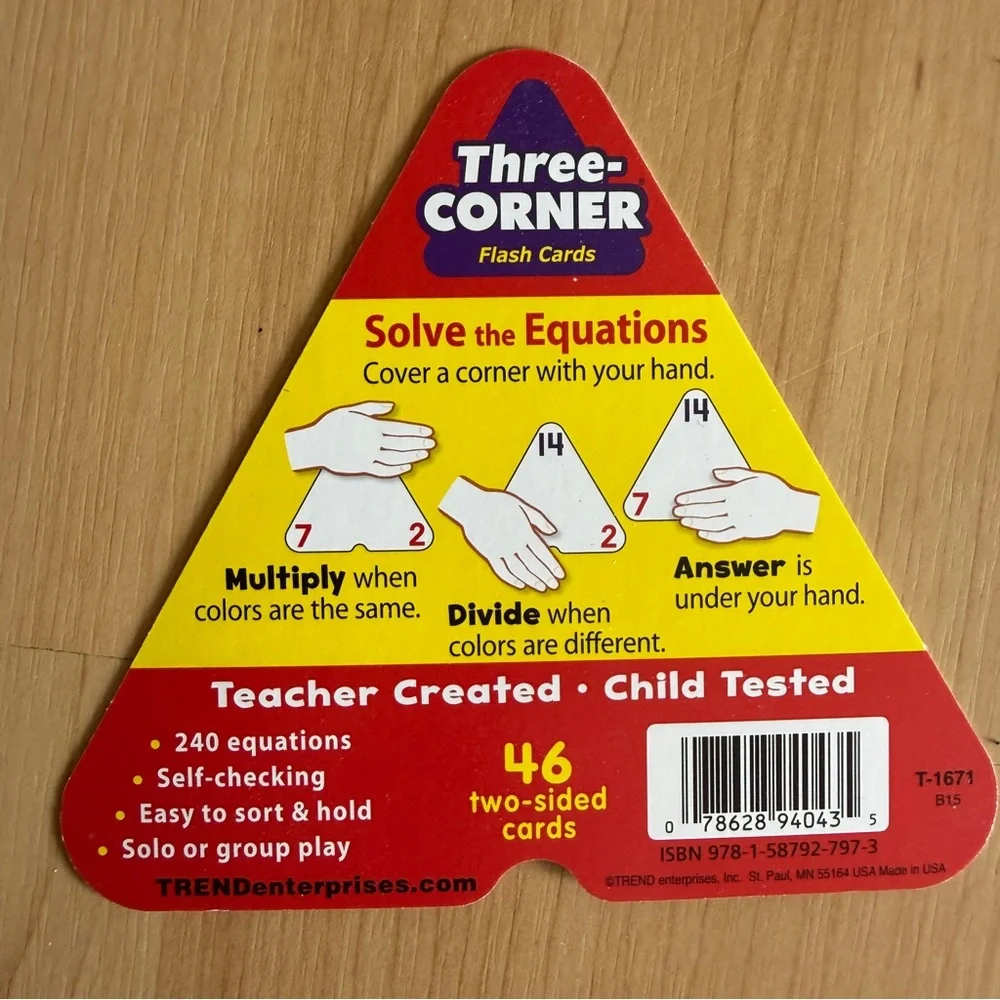 Lot of 2 Three-Corner Flash Cards: Addition/Subtraction, Multiplication/Division